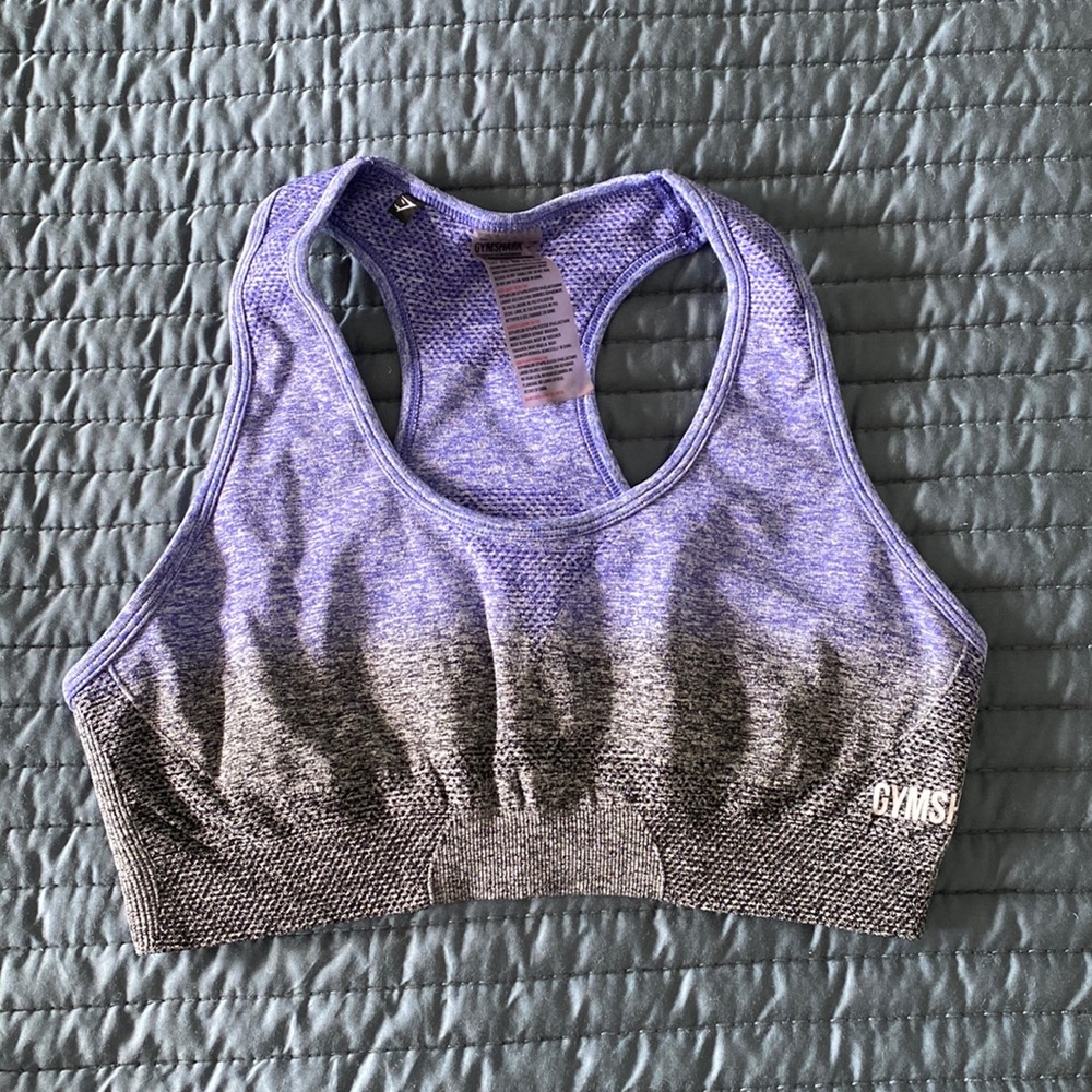 Gym shark bra size M